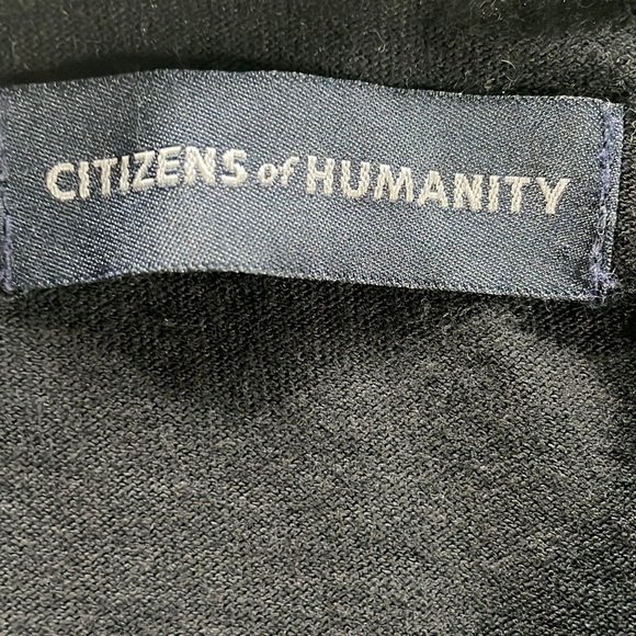 Black Citizens of Humanity T-shirt - Picture 2 of 3